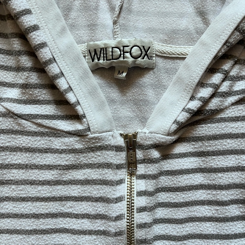 WILDFOX Womens M sweatshirt full zip